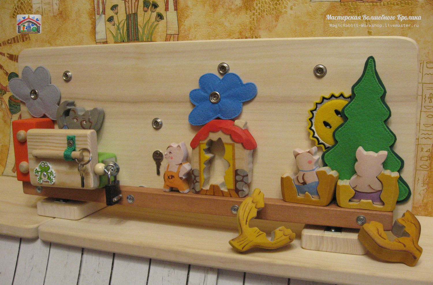 Бизиборд: \"Волк и три поросёнка\" в интернет-магазине Ярмарка Мастеров ...