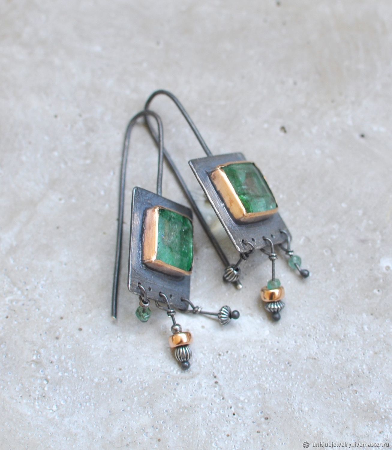 Earrings with Colombian emeralds shop online on