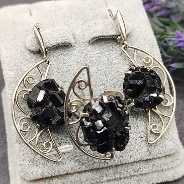 Сувениры и подарки ручной работы. Ярмарка Мастеров - ручная работа Черный Гранат Меланит(андрадит) натуральный комплект. Handmade.