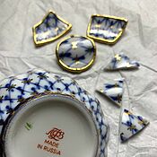 Брошь "Зеленый минимализм" из кусочка Самаркандской керамики