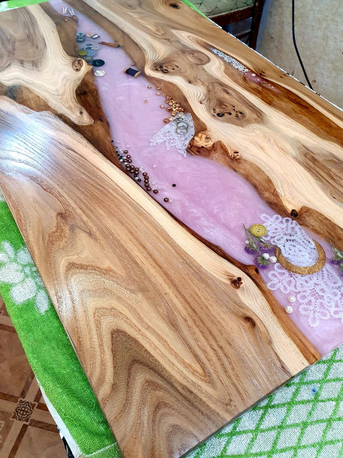 Столешницы Из Смолы И Дерева Фото