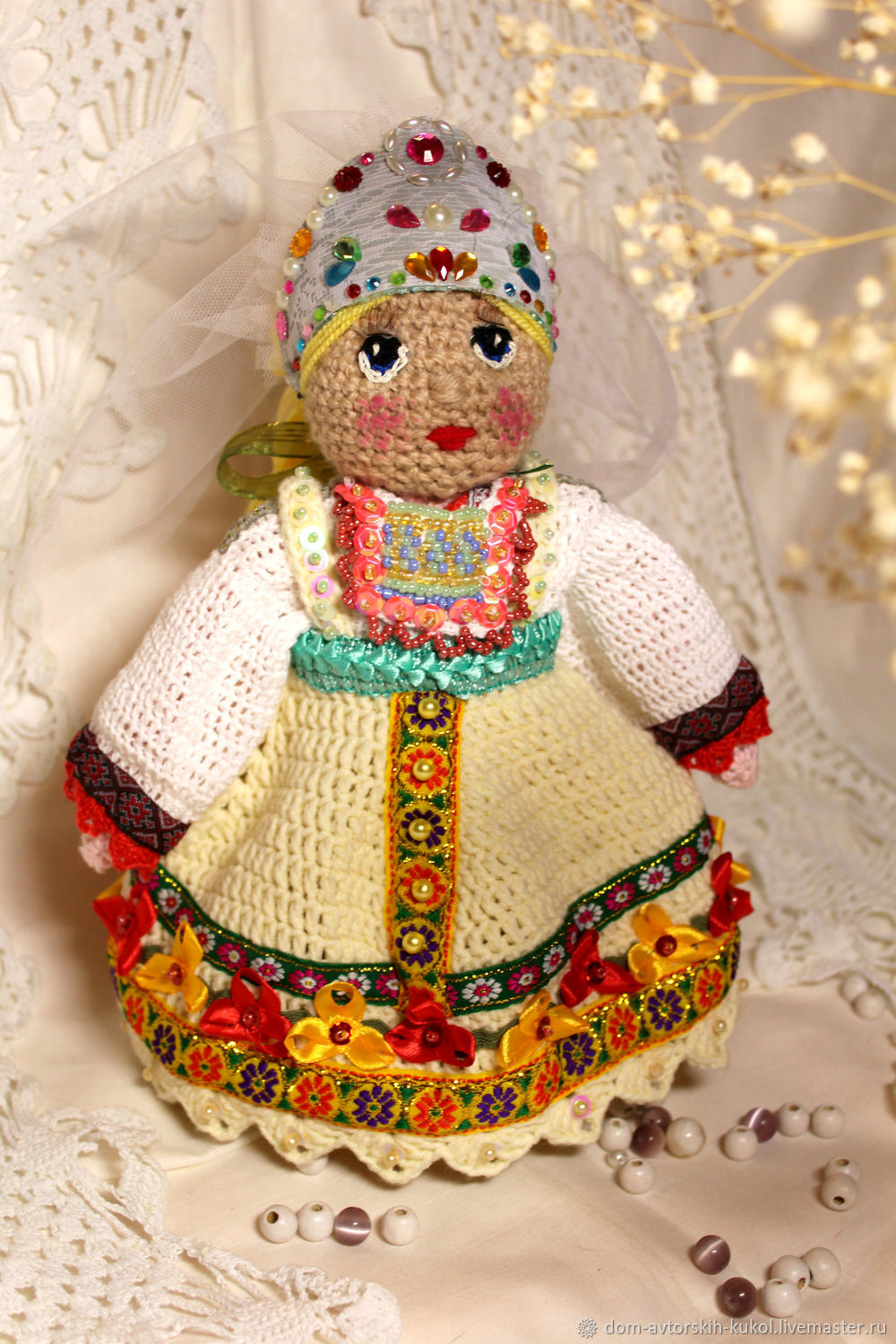 Вязаные куклы в русском стиле