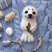 Украшения handmade. Livemaster - original item Brooch seal Belek - narochka felted wool. Handmade.