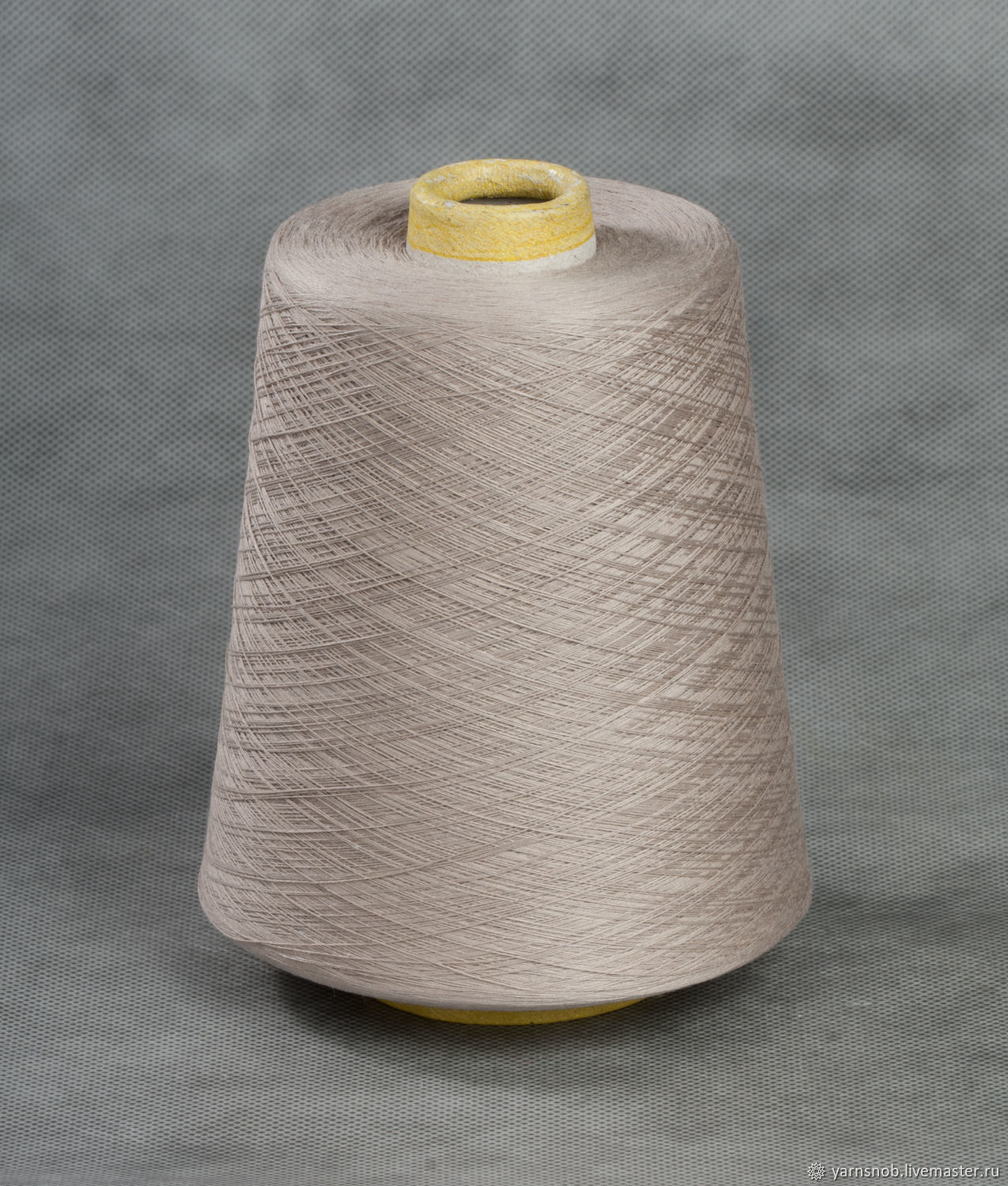 Пряжа silk купить. Пряжа Baccara 85% шелк 15% полиамид. Хлопчатобумажные нитки. Пряжа хлопок с шелком. Шелковая нить для вязания.
