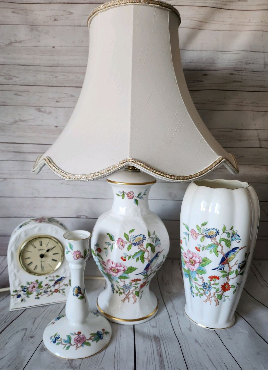 ???????????? ?????????? ???????????????????? ???????????????????? ???????????? Aynsley Pembroke ???????????? ??