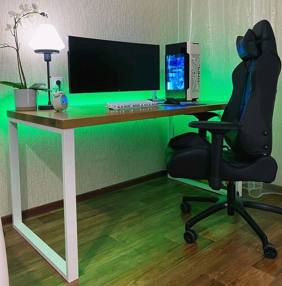 Крутой стол для офиса