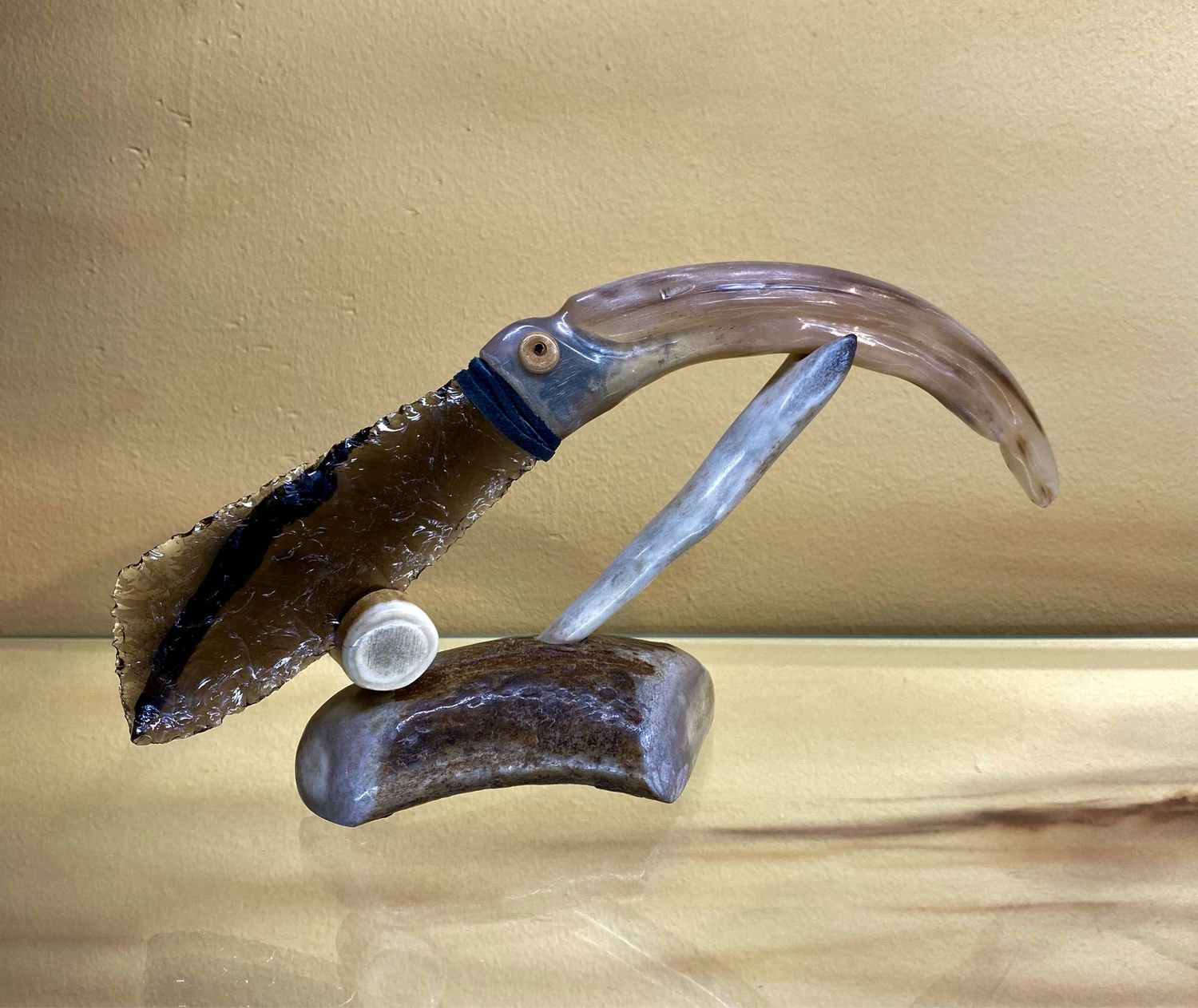 Нож обсидиановый на подставке. Образ кутха купить в интернет-магазине ...