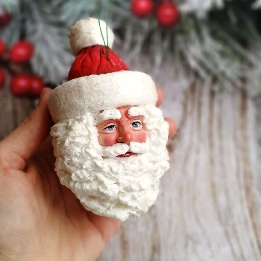 Елочная игрушка голова Деда Мороза