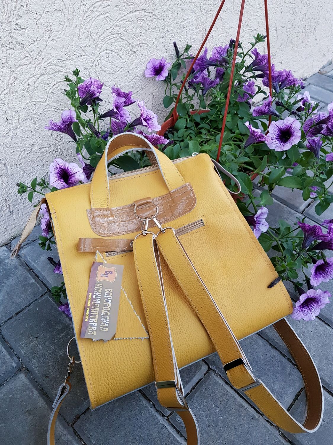 рюкзак кожаный женский. женская сумка рюкзак. модный женский рюкзак. рюкзак 2 сумки. средневековые рюкзаки-сумки.