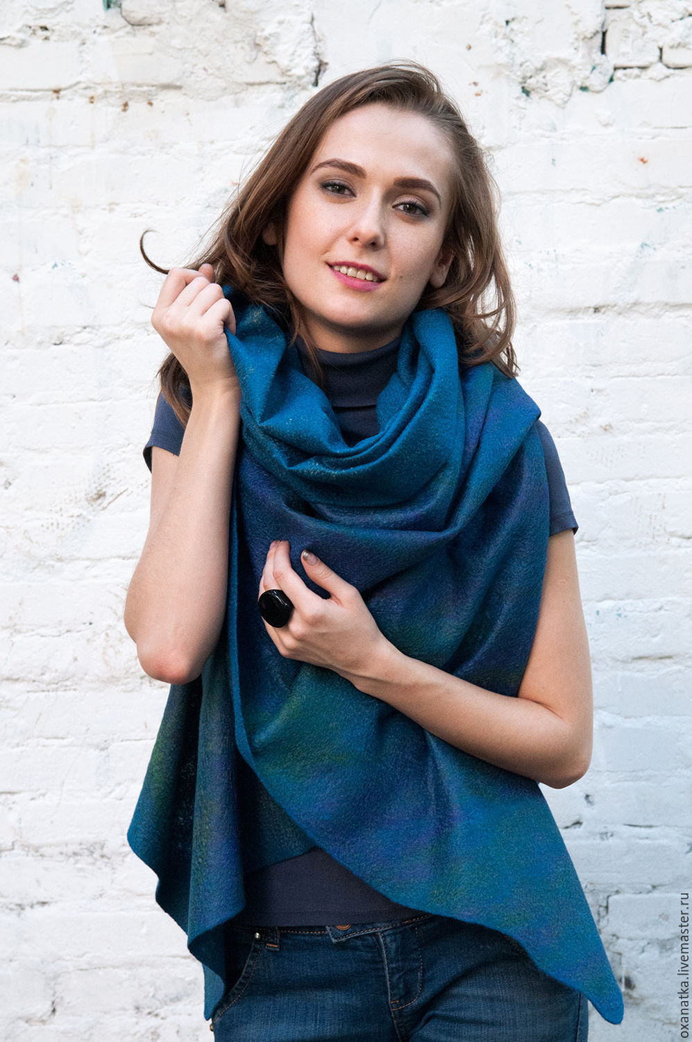 куртка 17g152. пальто жилет трансформер. жилетки трансформеры. жилет трансформер квадратный. шарф безрукавка.