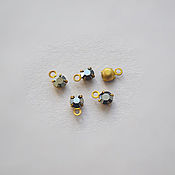 Материалы для творчества handmade. Livemaster - original item Vintage pendants with Swarovski crystals 4 mm Hematite color. Handmade.
