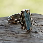 Кольцо с фианитом гранатового цвета "Лед и пламя"
