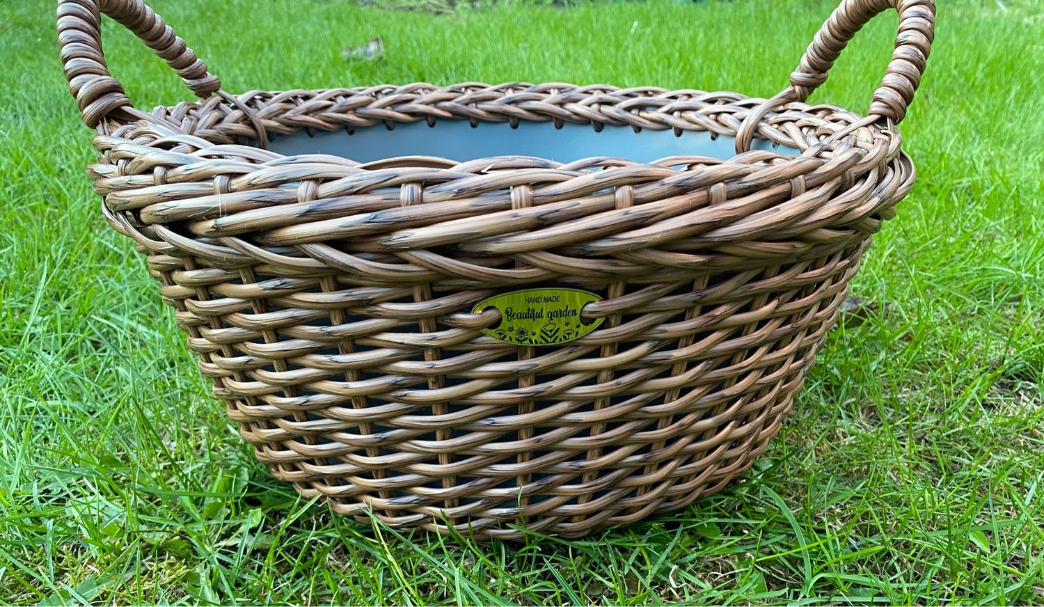 Кашпо из искусственного ротанга..объём 12 литров с ручками в интернет ...