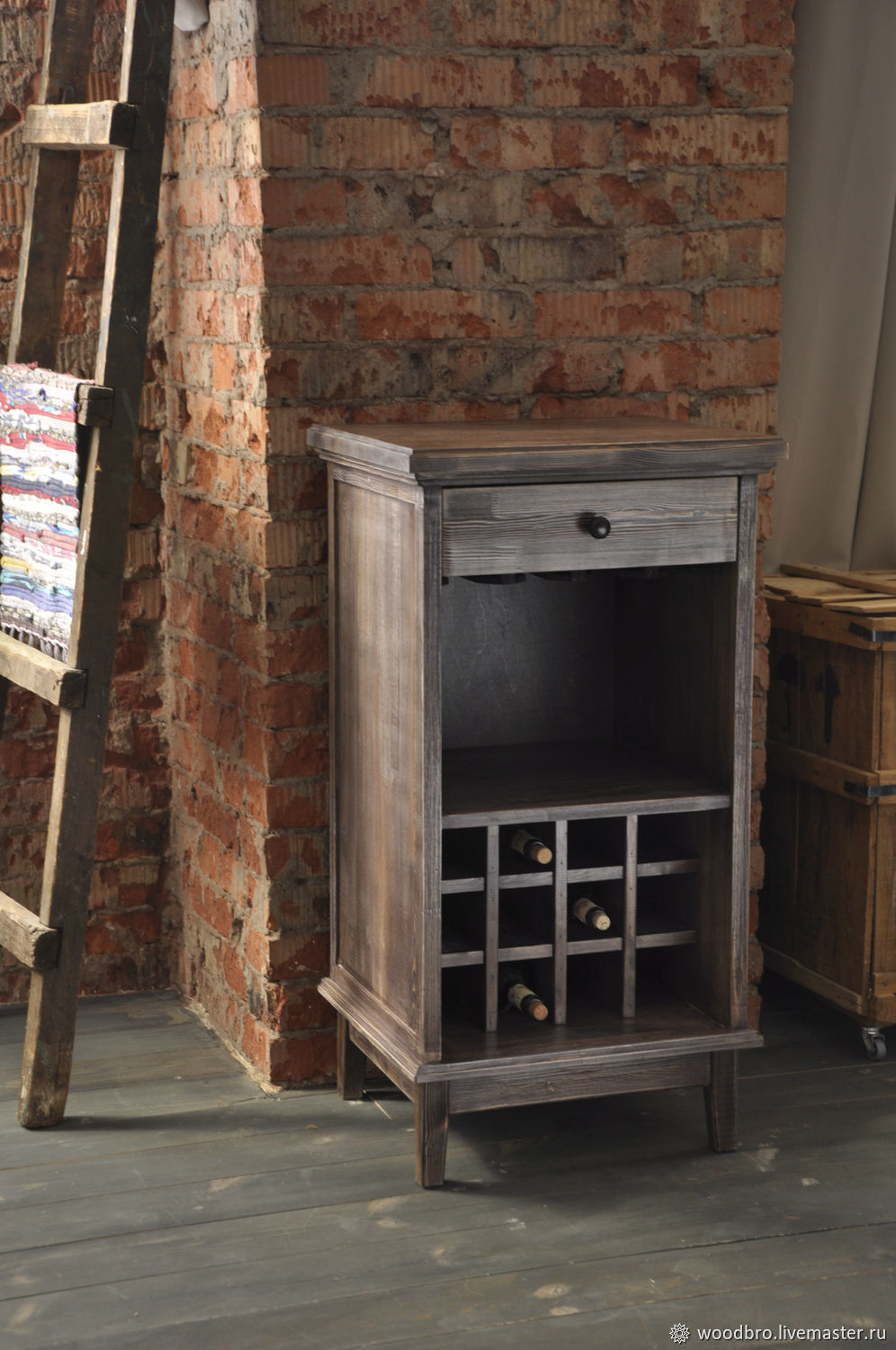 Винный шкафчик в интернет-магазине на Ярмарке Мастеров | Шкафы, Москва ...
