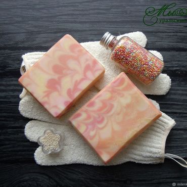 Косметика ручной работы. Ярмарка Мастеров - ручная работа Малина и персик натуральное мыло с нуля (большой размер). Handmade.