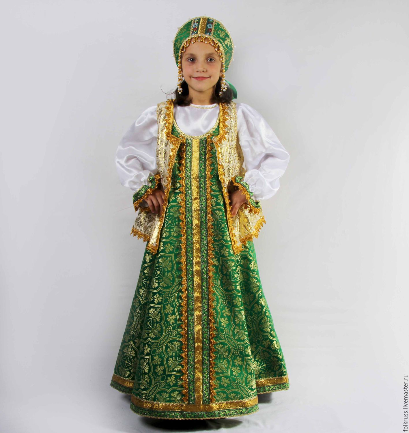 Русские костюмы для