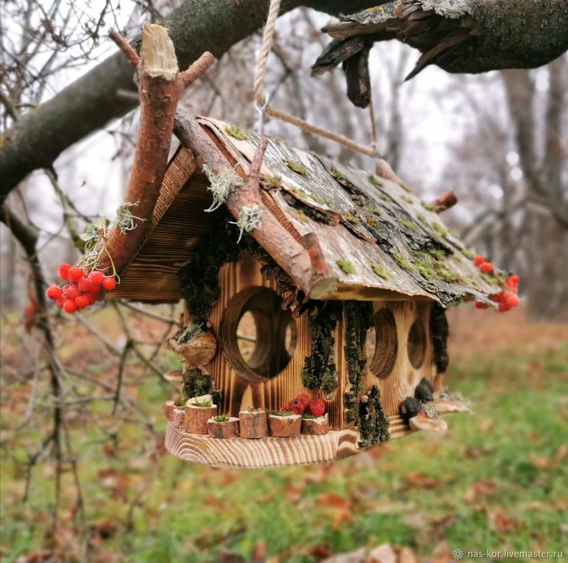 Кормушка для лосей в лесу зимой фото