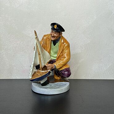 Винтаж ручной работы. Ярмарка Мастеров - ручная работа Винтаж: Статуэтка Royal Doulton  HN2442 Выходные моряка. Handmade.