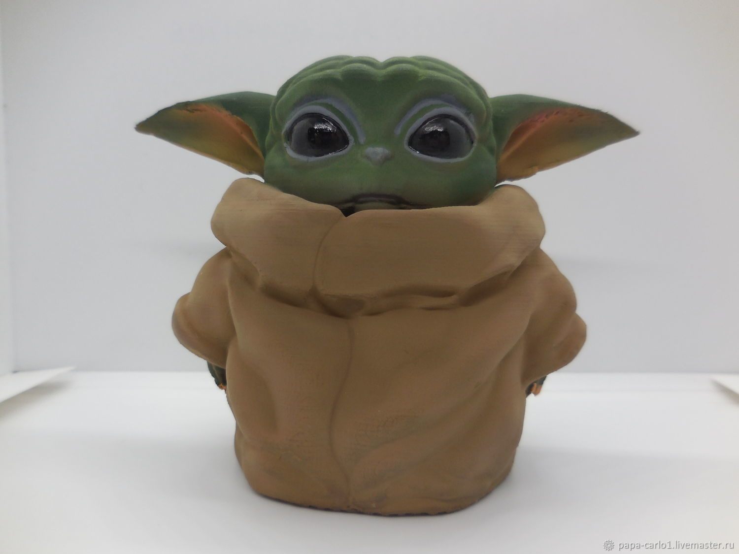 mandalorian baby yoda figure