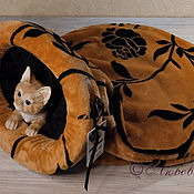 Зоотовары handmade. Livemaster - original item A sleeping bag for a cat 