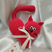 Сувениры и подарки handmade. Livemaster - original item Heart-Cat. Valentine knitted. Handmade.