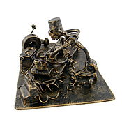 Подарки к праздникам handmade. Livemaster - original item Figurine: Emergency room resuscitator. Handmade.
