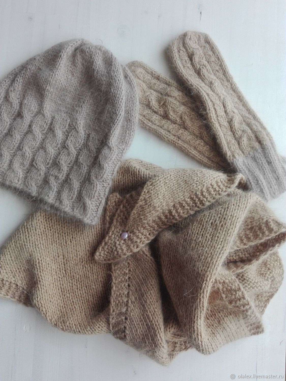 Шарф из пуха норки спицами. Шапка снуд и варежки из пуха норки. Детский комплект с бактусом из пуха норки. Комплект из пуха норки. Пух норки "пыльная роза" (863).