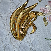 Винтаж: Оригинальная винтажная швейная брошь для рукодельницы