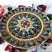 Декоративная тарелка с росписью из коллекции  У берегов Южного моря