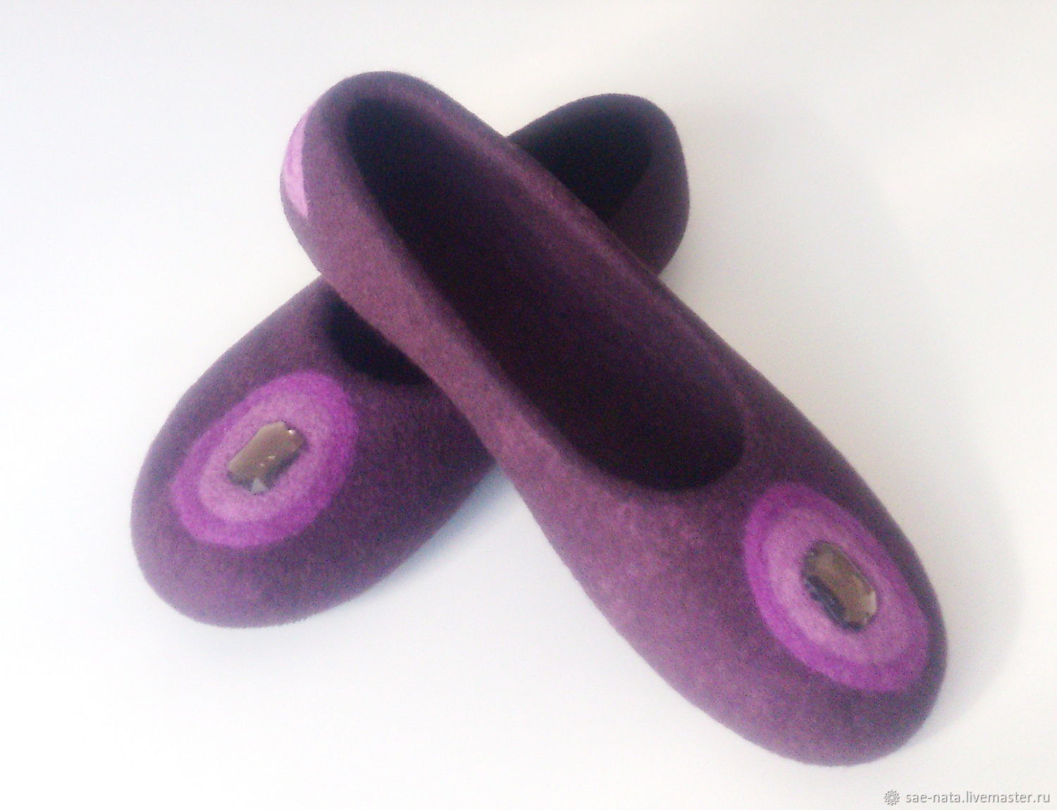 Natural felted Slippers to buy.
