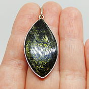 Украшения handmade. Livemaster - original item Emerald leaf pendant (chrome diopside). Handmade.