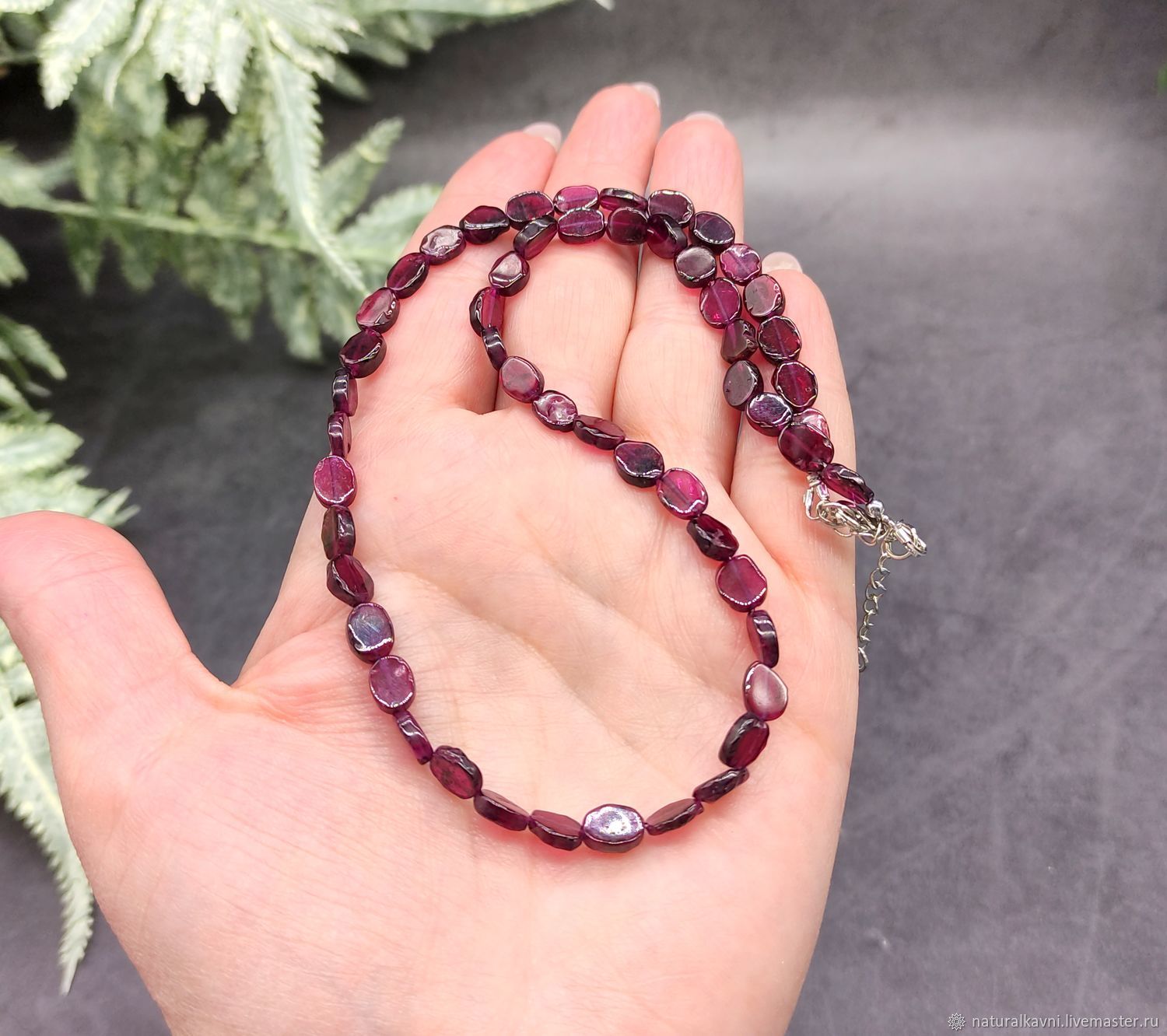 Бусы натуральный камень гранат купить в интернет-магазине Ярмарка ...