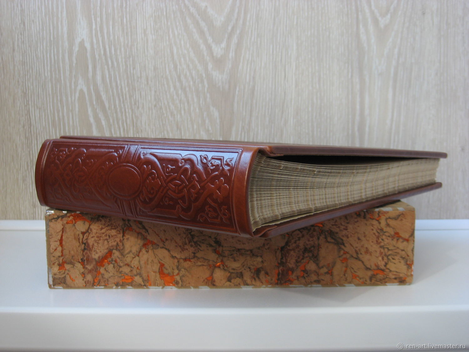 Большой кожаный фотоальбом - серии "Делюкс" купить в интернет-магазине ...