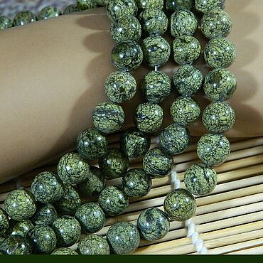 Материалы для творчества ручной работы. Ярмарка Мастеров - ручная работа Змеевик(Серпентинит) 10 мм. за 1 бусину. Handmade.
