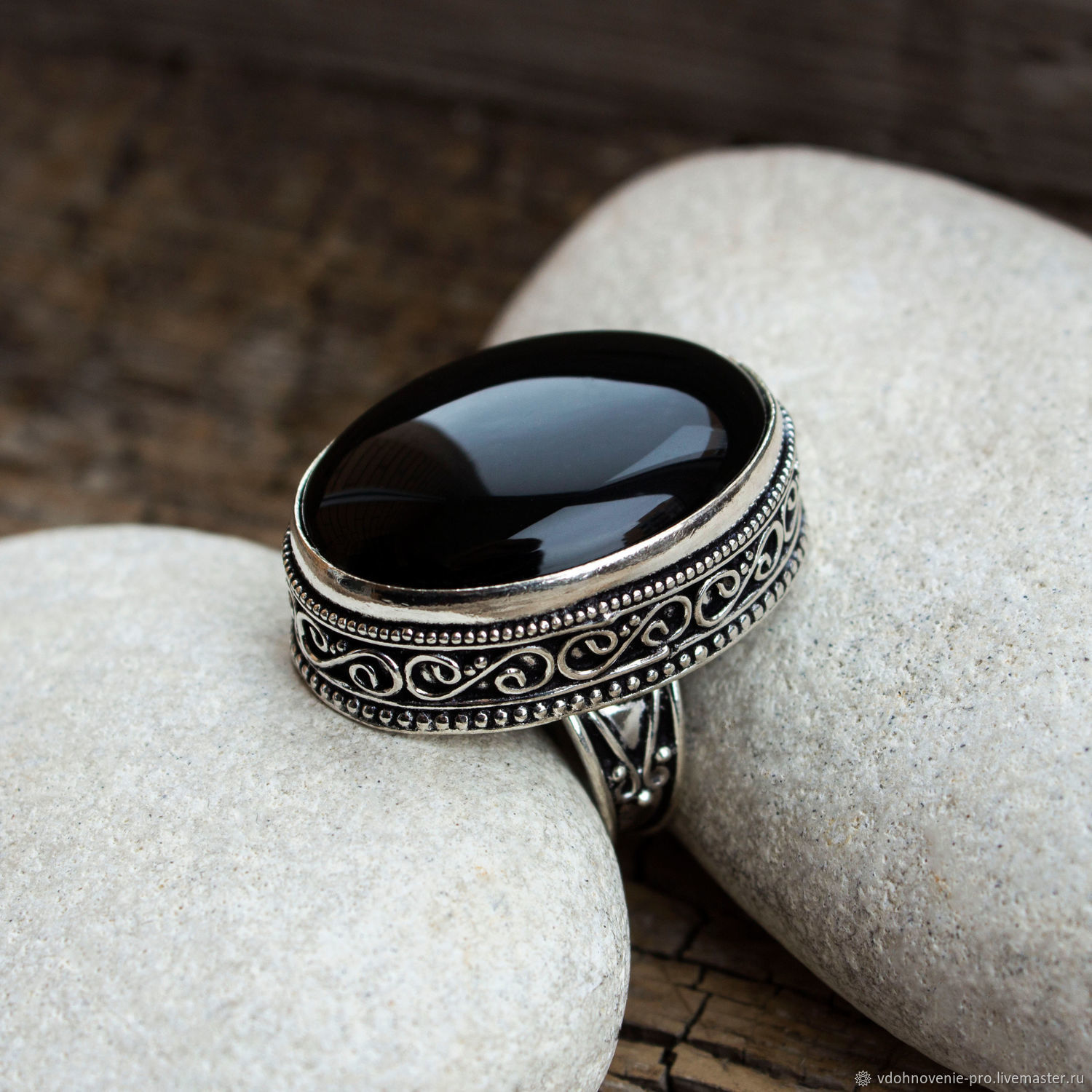 Оникс камень кольцо