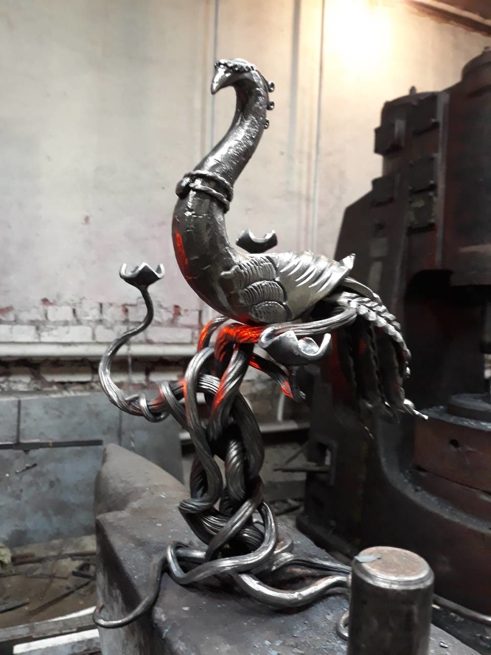 Кованый подсвечник