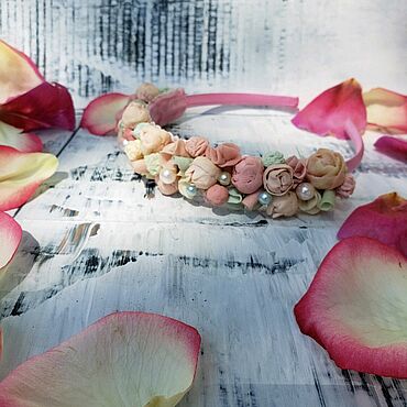 Как сделать цветы из органзы. Как сделать красивые цветы из органзы. Цветок с оплавленными краями