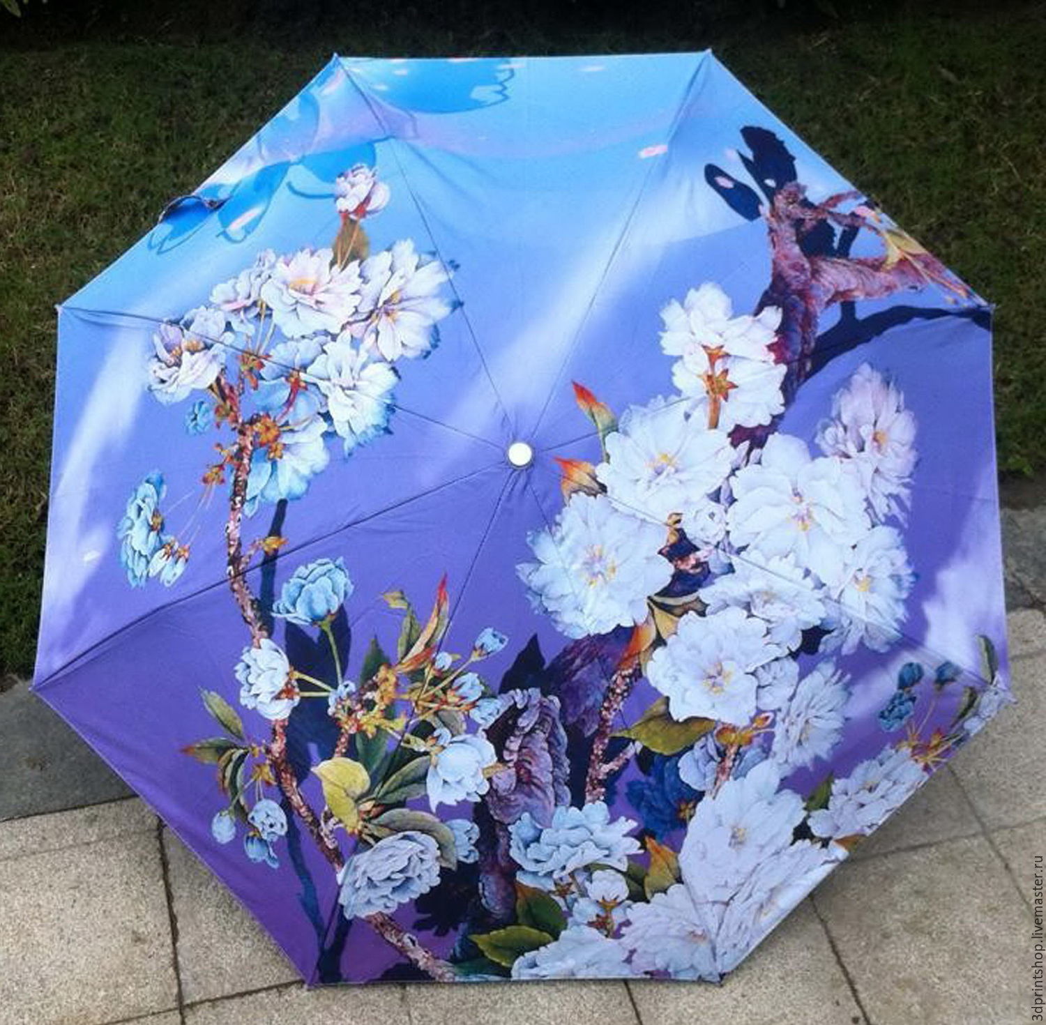 Красивый зонт с цветами