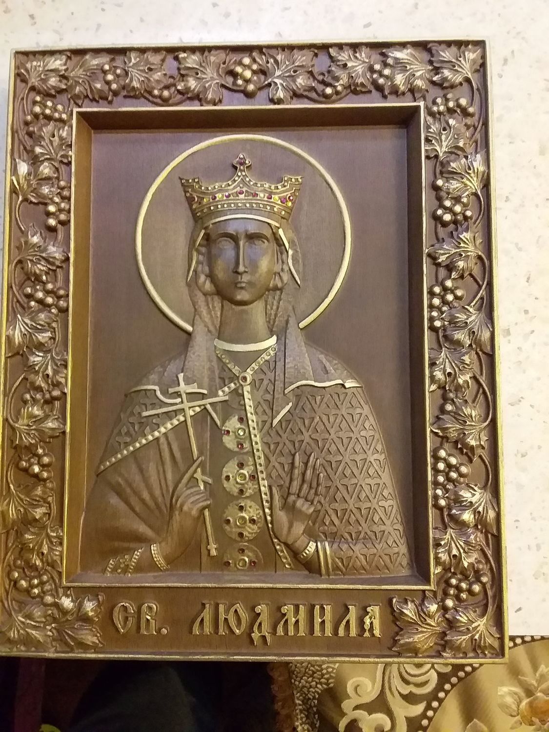 Деревянная икона Святой Александры