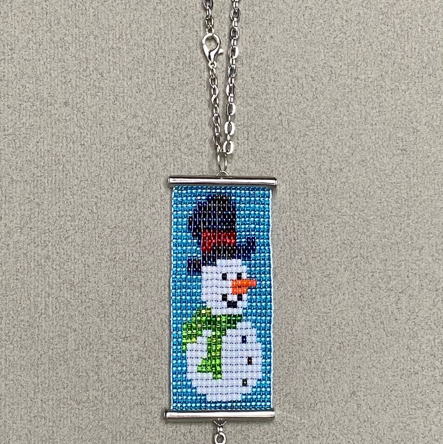 Крупный кулон из бисера в интернет-магазине Ярмарка Мастеров по цене ...