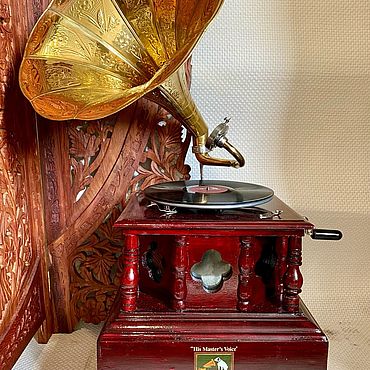 Дизайн и реклама ручной работы. Ярмарка Мастеров - ручная работа Граммофон His Master’s Voice. Handmade.