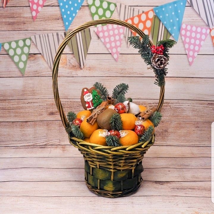 Новогодние Фруктовые Корзины