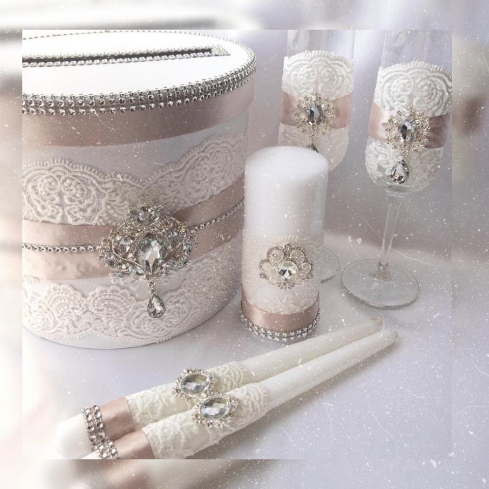 Свадебный набор коробка свечи в белом цвете
