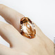 Gorgeous ring with a large honey citrine 18.7 Carat!
