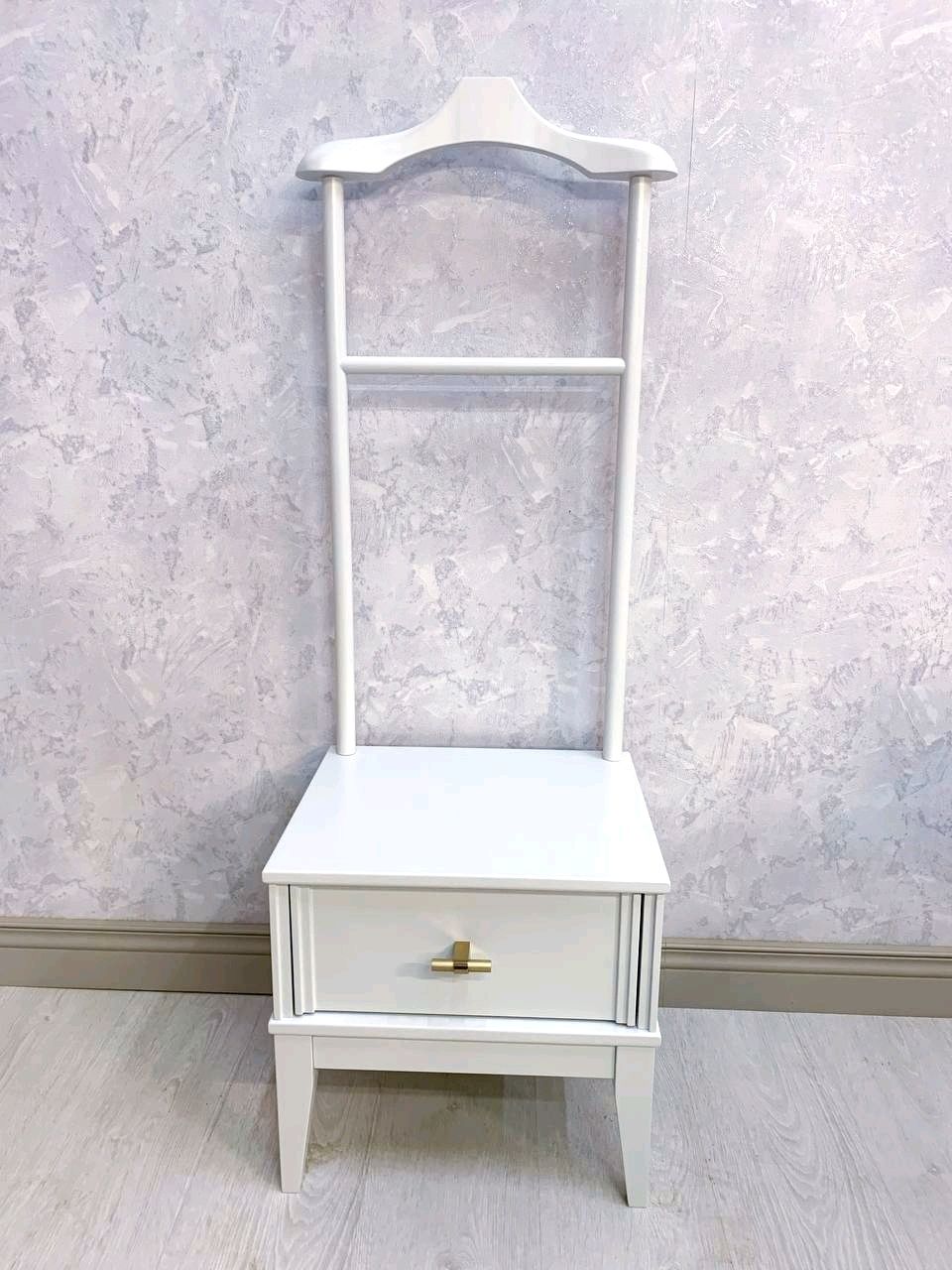 Вешалка напольная с ящиком из массива в интернет-магазине Ярмарка ...