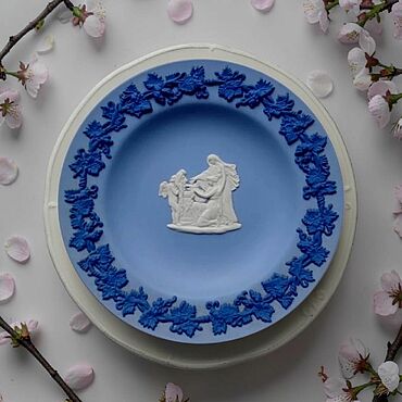 Винтаж ручной работы. Ярмарка Мастеров - ручная работа Винтаж: Wedgwood Jasperware Маленькая винтажная тарелочка в редком цвете. Handmade.