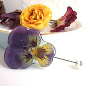 Украшения handmade. Livemaster - original item Brooch-needle Pansy Viola Real Flower Resin Jewelry Boho Brooch. Handmade.