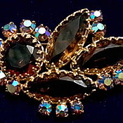 Beads, SATIN CRYSTAL CZECHOSLOVAKIA crystal vintage 1960s