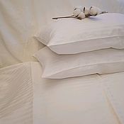 Bed linen made of satin Cream