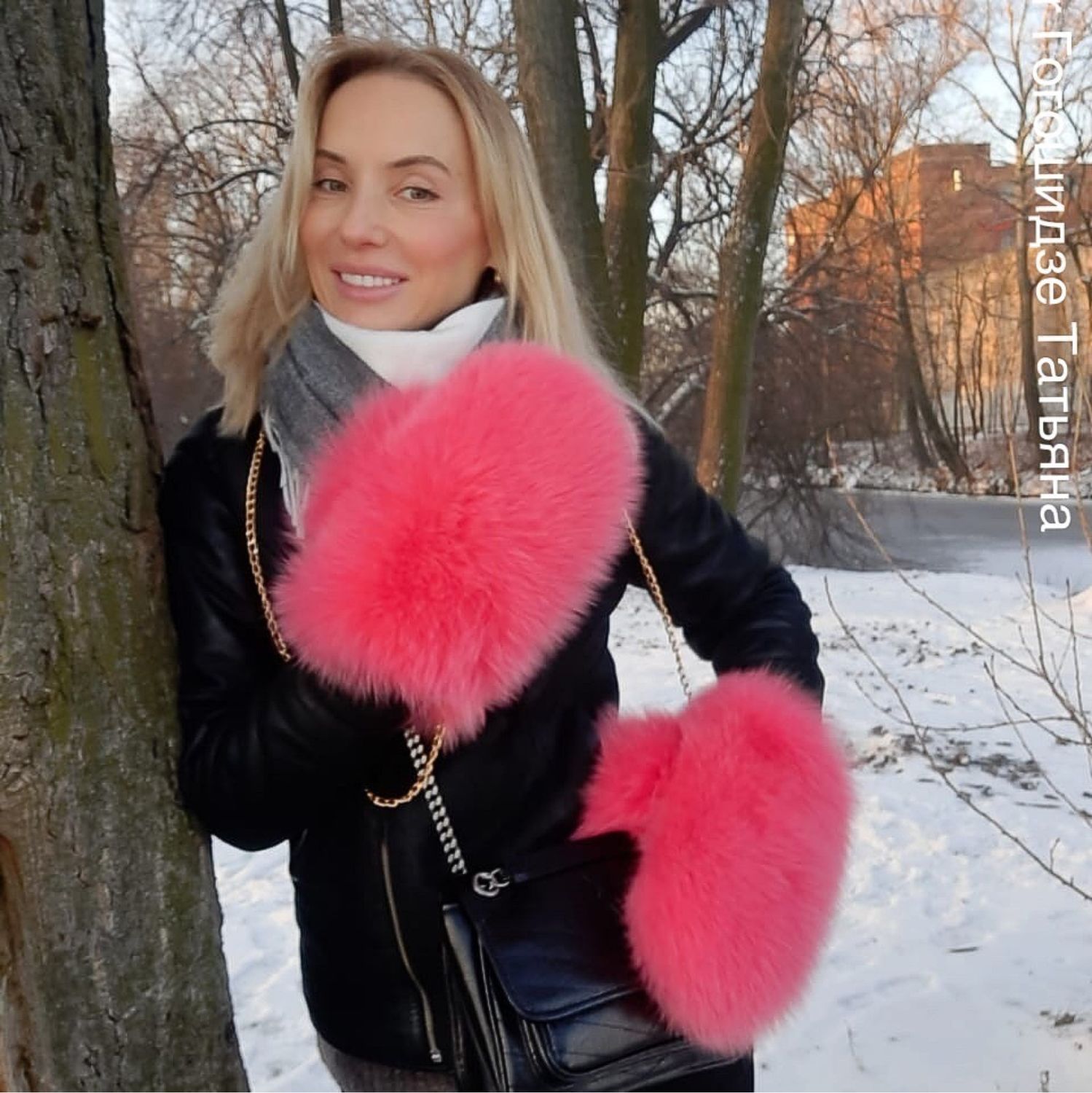 fox fur mittens